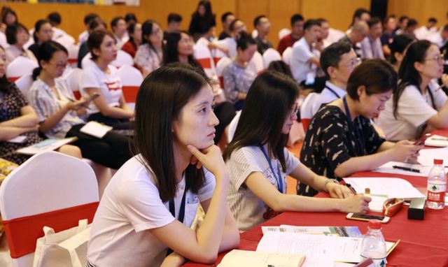 这5类教师未来会很吃香,人才缺口越来越大,学校